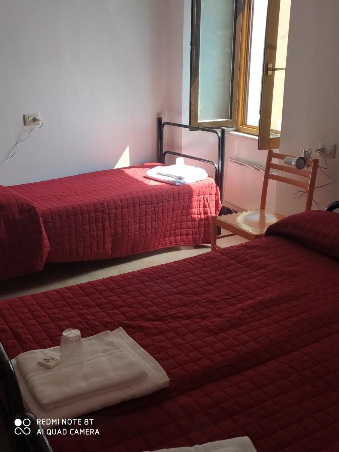 Hostel Ninin De Ma' Framura